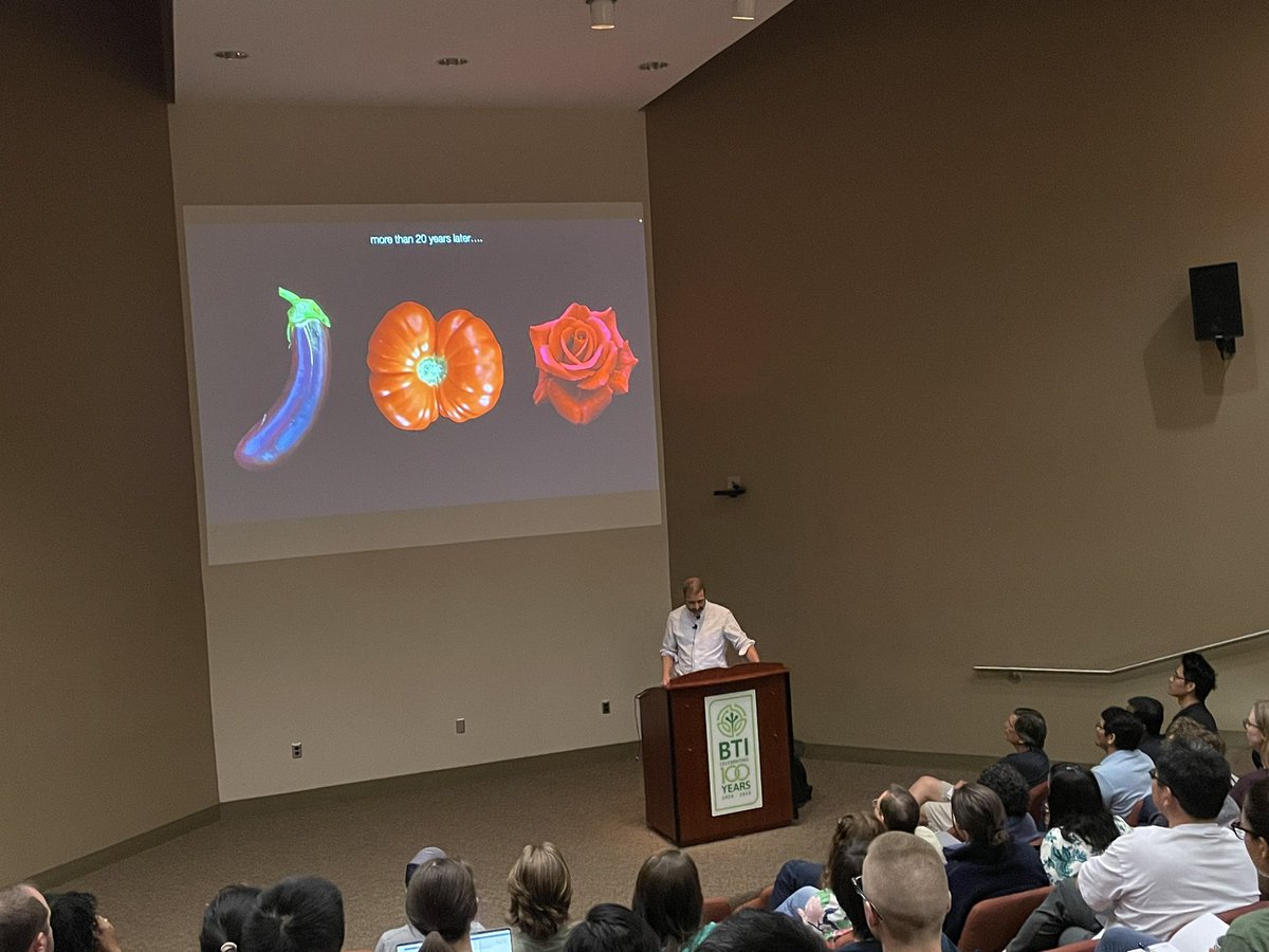 Professor #zachary Lippmann (@CSHL, #cshlplant) visited Boyce Thompson Institute (@BTIscience)for an inspiration presentation on the topic “Every rose has its thorn … or does it ??
and good discussions.