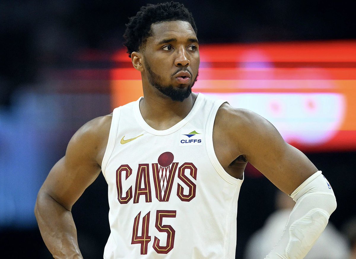 Cavaliers All-Star Donovan Mitchell is expected to miss tonight's potential elimination Game 5 vs. Boston, sources tell me and @joevardon. Mitchell is dealing with a calf strain.