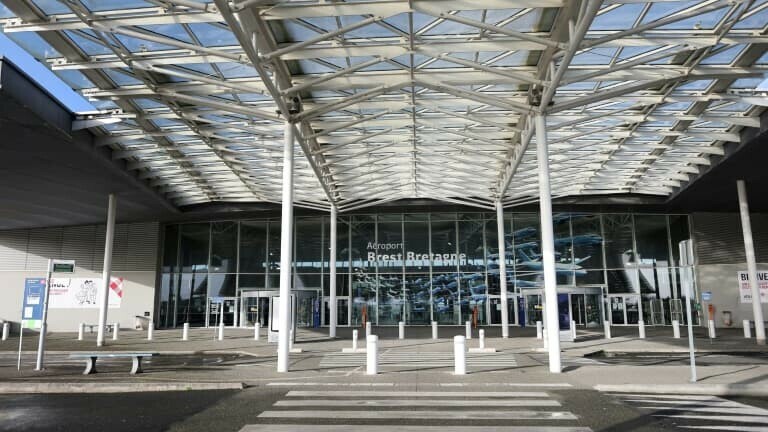 Brest-Nice: la compagnie aérienne Celeste placée en redressement judiciaire avant même son premier vol l.bfmtv.com/h68z