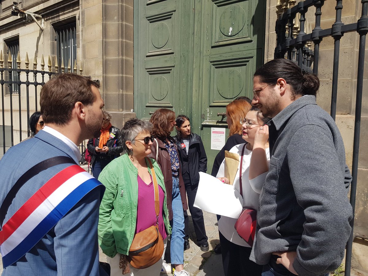 ✊ Contre la censure et pour les libertés publiques ! Nous etions ce matin avec @Ugobernalicis à la conférence de presse rassemblant de nombreux syndicats, partis, associations pour dénoncer la répression des voix de la Paix ! @YaelBRAUNPIVET a refusé de recevoir une delegation