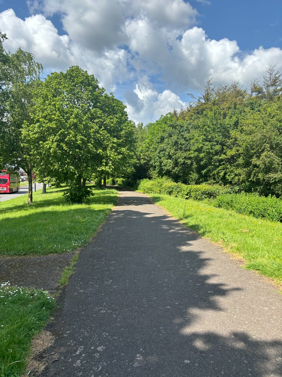 Stepping into mental wellness, one lunchtime stroll at a time! 🚶‍♂️🌿 At LZ, we're embracing this year's theme of Mental Health Awareness Week - 'Movement: Moving more for our mental health.
#MoveForMentalHealth #LZWellness #RefreshAndRevive #WellnessTogether #freshair