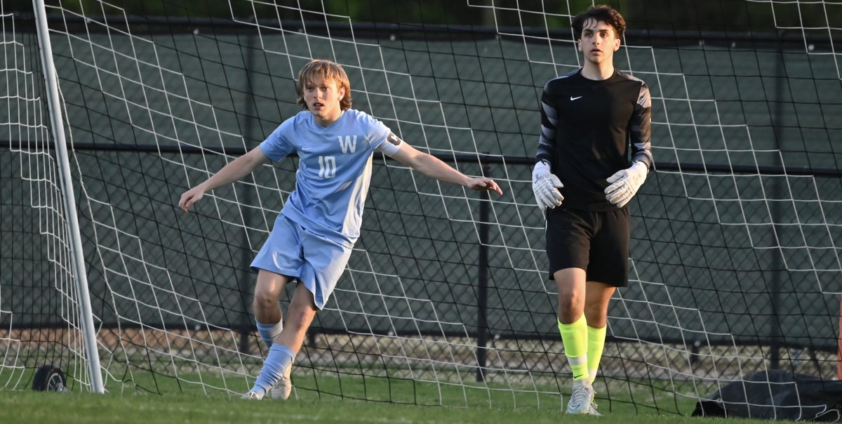 🎓Senior Night⚽️
🦁Match Day XVI⚽️
🆚Bruton
📍Wanner Stadium 
⏰JV/530 V700
#PartOfThePride