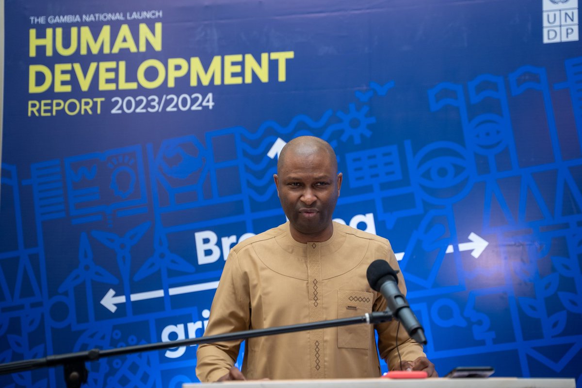 UNDP_TheGambia's tweet photo. @mmashologu1 @NChinbuah @ahunnaeziakonwa @HDRUNDP @ASteiner @UNDPWACA @UNDPAfrica @UNDP @pedrotconceicao @UNGambia #HDR2024 serves as a 🧭 guiding us thru the landscape of 🌏 dev’t challenges,offering recommendations on how we can navigate thru turbulent times. Highlighting the crucial need to leverage our 🤝🏾 capabilities to build a future that is prosperous for all ~ PS Jallow @MofeaGambia https://t.co/epnzqu23Ib