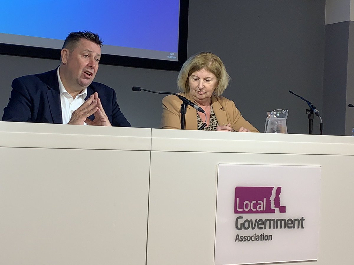 Dr Adam Peter Lang tweet media