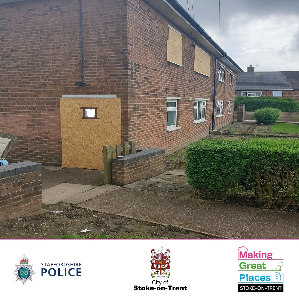 SoTCityCouncil's tweet photo. 👮 @StaffsPolice has secured a closure order at a property in Meir following persistent anti-social behaviour.
❌ Our antisocial behaviour team worked closely with the police on this case to share intelligence and reassure the local community.
🏙️ #MakingGreatPlaces https://t.co/FbtYSvLr26