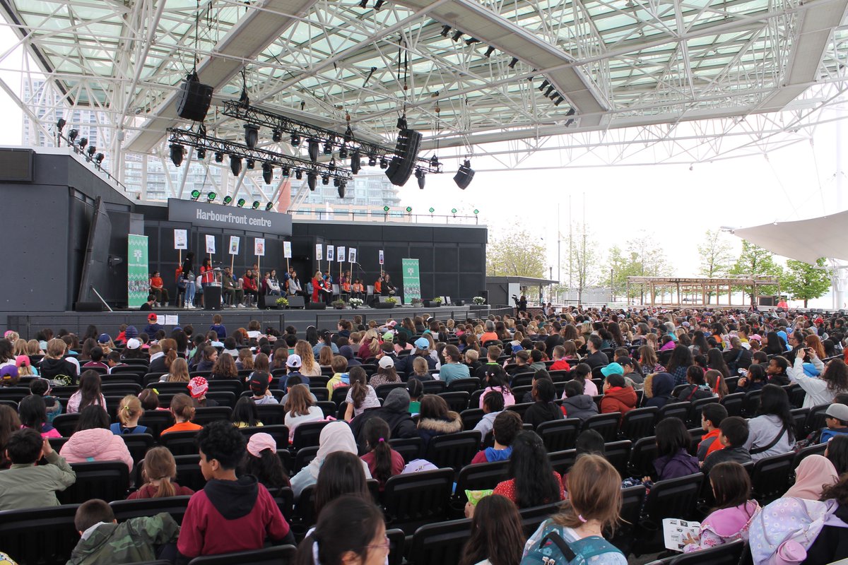 Which book will take home the White Pine Award for the best fiction book for grades 9–12? Find out at the ceremony starting in just 15 minutes! Head to the Concert Stage where @standupali will get you cheering for books in no time.