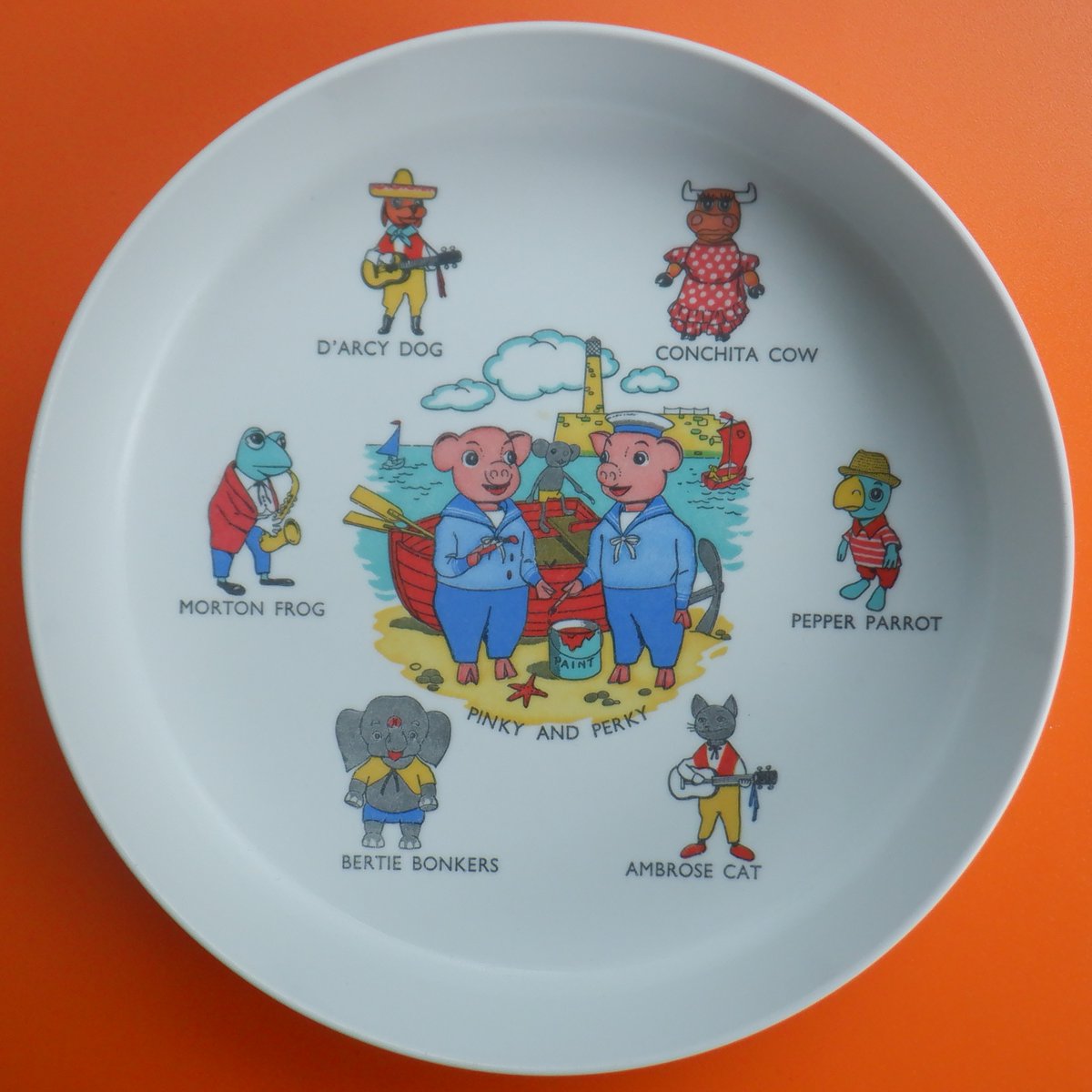 A vintage Pinky and Perky bowl. Melmex Melaware plastic. 16 cm in diameter. #VintageShowAndSell