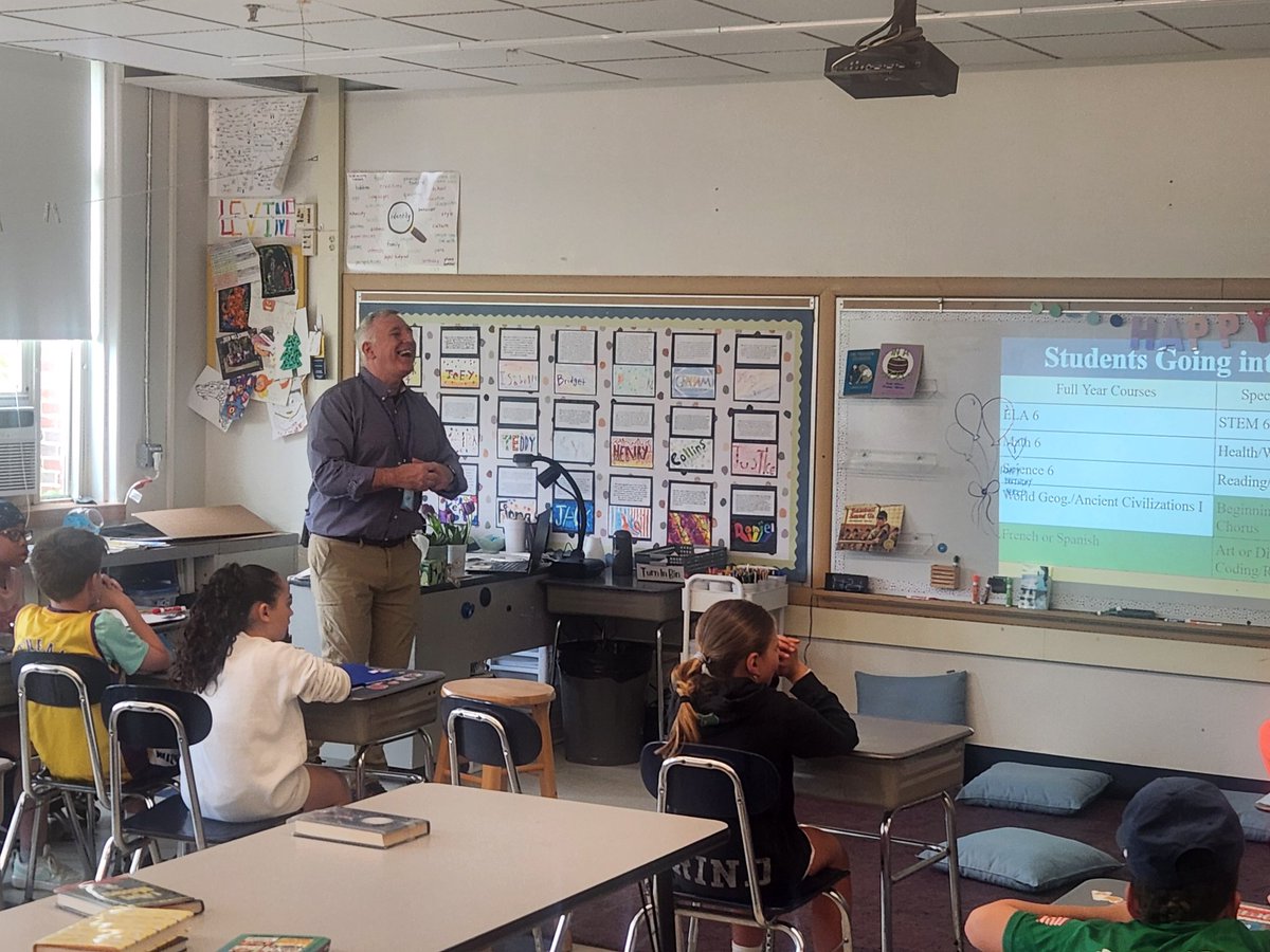 SuperCohasset's tweet photo. Excellent transition from grade 5 to middle school discussions led by Principal Mills at Deer Hill Elementary today. We are excited for our in-coming 6th graders at CMS. These discussions are just part of a larger transition plan for our students. https://t.co/aUD0YZiM7H