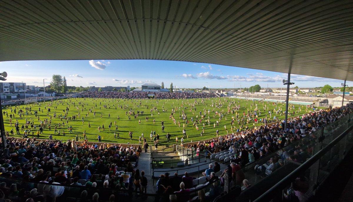 What a scene at half time in <a href="/Glenisk/">Glenisk</a> O'Connor Park <a href="/Offaly_GAA/">Official Offaly GAA</a> <a href="/gaaleinster/">Leinster GAA</a>