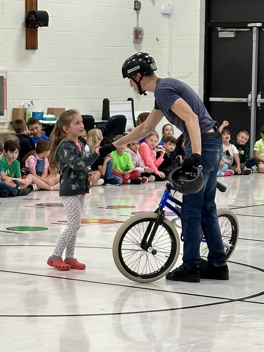 Lauren DeSimone tweet media