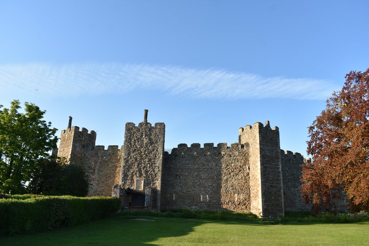 @castlehunteruk @Bamburgh_Castle @cadwwales @EnglishHeritage Ed Sheeren's Castle on the Hill Framingham!