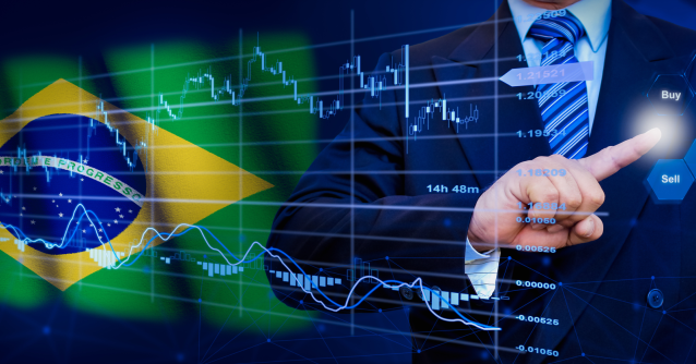 PLBM's tweet photo. Enterprises in Brazil are turning to partners that use the SAP Business Technology Platform, an #ISGProviderLens report says. The aim is to keep the digital core clean, using SAP BTP as the hub and #S/4HANA on-premises or in the private or #publiccloud. https://t.co/BPOw0dBm4P https://t.co/OyzbYnamxl