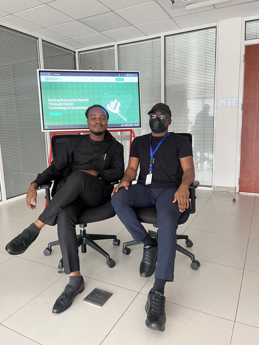 Met up with @francis_sani today at The office of the Hon. Minister of Communications, Innovation and Digital Economy - @bosuntijani Glad to learn more and collaborate…. I’m in Abuja for a while and would be great to meet up with individuals or startups… DM me🤝🤝