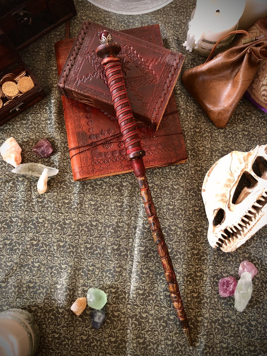 JRRDunlop's tweet photo. My father and I will be at Exeter Fantasy Con at the Exeter Library on Sunday 19th of May! Come have a chat and see first-hand how my father makes his incredible wands!
#Oldworldmagic #wands #fansty #fantasycon #comiccon https://t.co/fxWJLq97cF