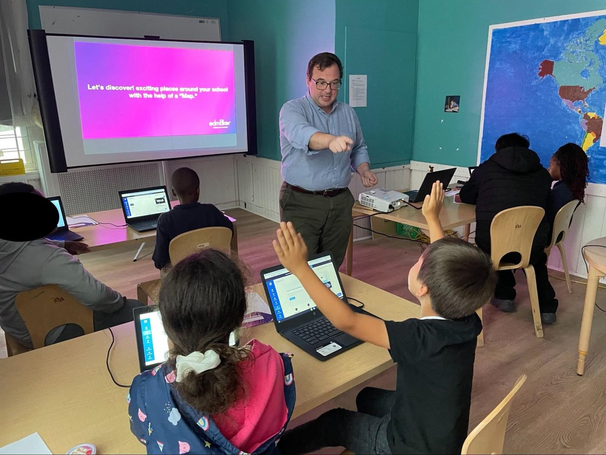 Featured at the #CLSummit2023, Eddy addresses challenges faced by educators during technology adoption. It incorporates a Maker-centric method of using tech to support teachers and promote student learning through constructivist lens. More in CLA Blog: connectedlearning.news/cla012424