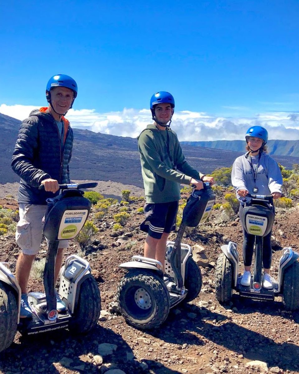 mobilboard_fr's tweet photo. 👨👩👧👦 À l’occasion de la Journée Internationale des Familles, Mobilboard célèbre les liens qui nous unissent !
Rejoignez-nous pour une journée inoubliable à ajouter à votre album de souvenirs familiaux. 💖
#Mobilboard #mymobilboard #trottinette #gyropode #famille #véloélectrique https://t.co/VnDPm3NM2t