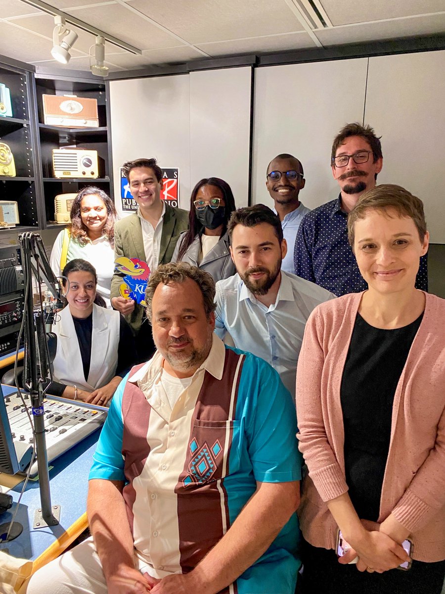 This April, 20 journalists from 20 countries visited the U.S. as a part of @StateIVLP’s Edward R. Murrow Program for Journalists! This project explores the role of #InvestigativeJournalism in informing the public about corruption and abuse of power.

@ECAatState #ExchangeOurWorld