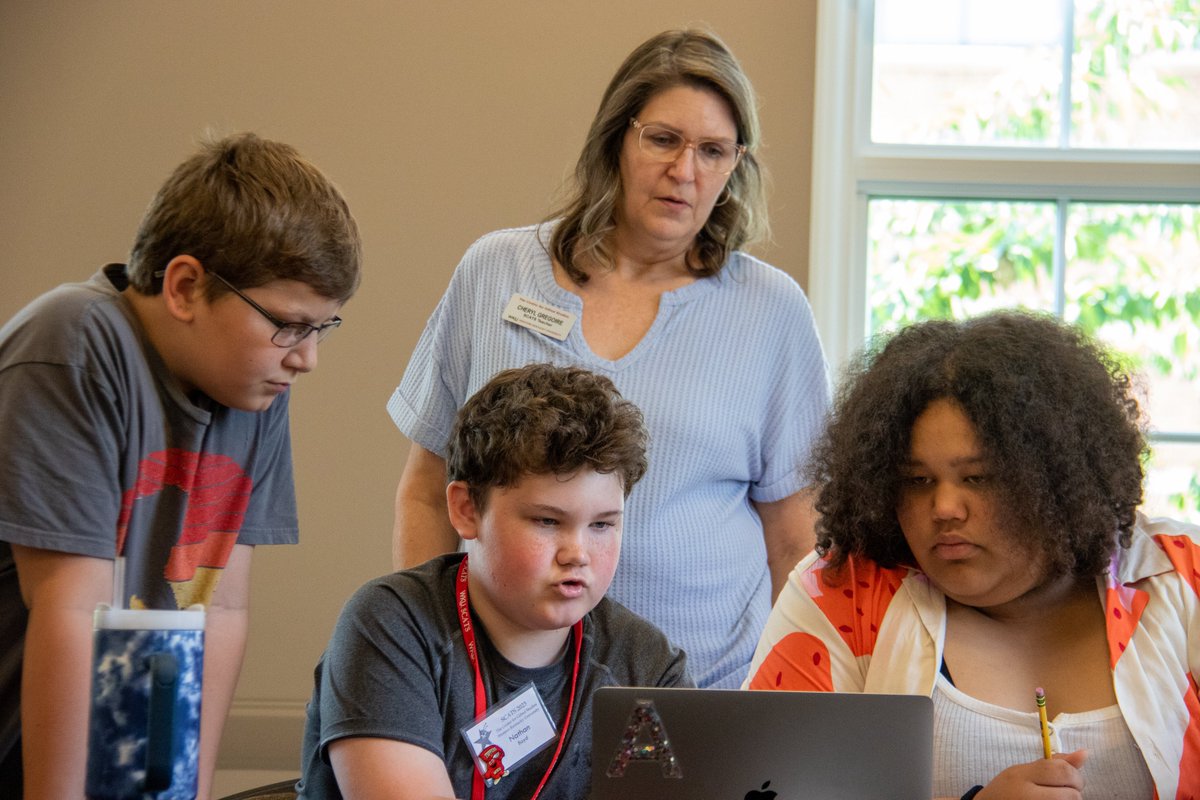 18 days until SCATS! Who's excited? We are! 

It's not too late to sign up for this two-week residential program for 6-8 graders from June 2-14. 

Learn More Here: wku.edu/gifted/scats/i…

#mindsonhandson #SCATS24 #summercamp #gtchat