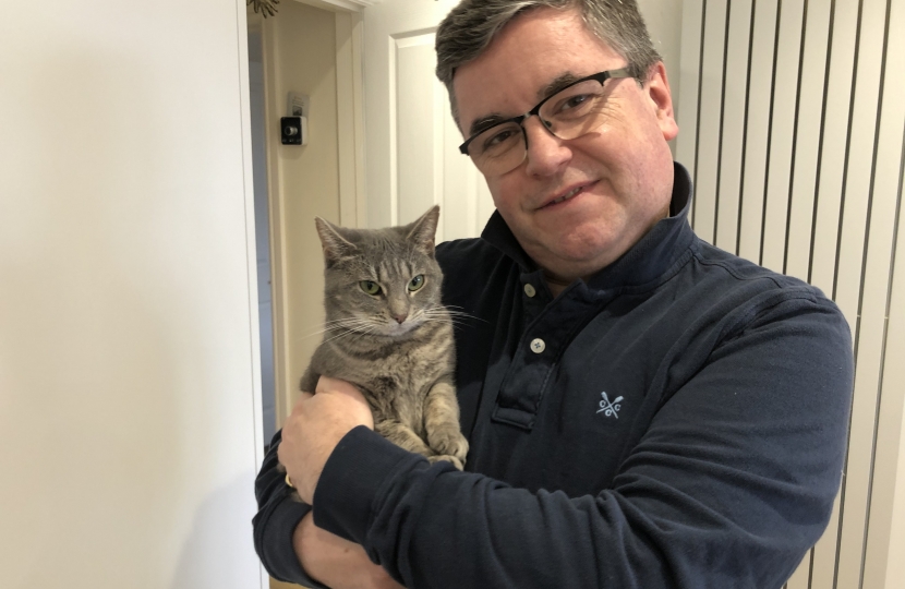 I’m supporting #HerbiesLaw – @AFR_UK’s campaign calling for legislation to accelerate towards animal-free medical research. Read more: robertbuckland.co.uk/news/sir-rober… & animalfreeresearchuk.org/HerbiesLawBrie…