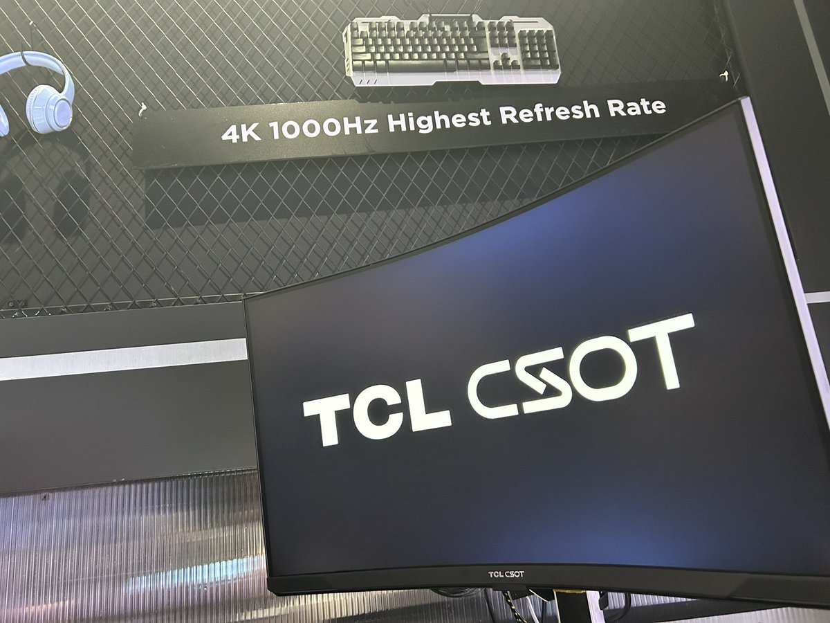 4K 1000Hz being shown off at #DisplayWeek2024 by TCL CSOT