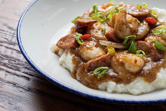 5 Restaurants in Charleston, SC with great Shrimp and Grits that will hit the spot! - Charleston Daily - bit.ly/4bgqzJN

#ShrimpandGrits #CharlestonFood #CharlestonEats #CHSeats #aroundcharleston