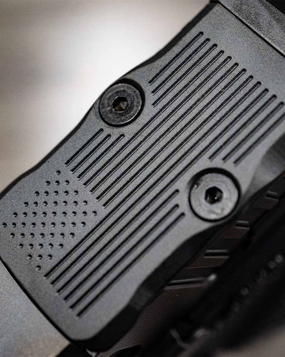 🚀 For democracy!
bit.ly/3UD4huO 
.
.
.
.
.
#Faxon #Firearms #FaxonFirearms #Machining #Manufacturing #MadeInUSA #FamilyOwned #Outdoors #Engineering #GunsDaily #SickGuns #Mountains #FX19 #pistol