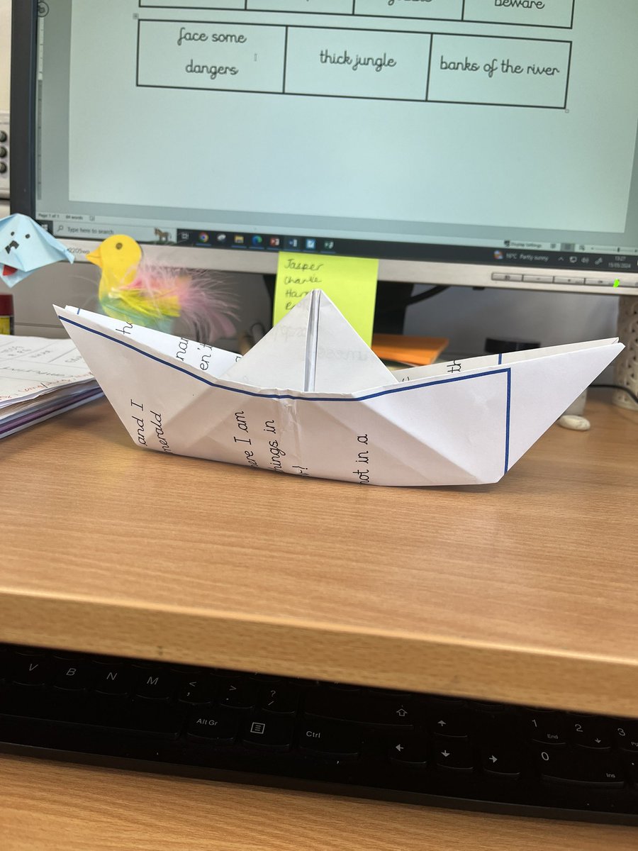 Miss Lowe tweet media