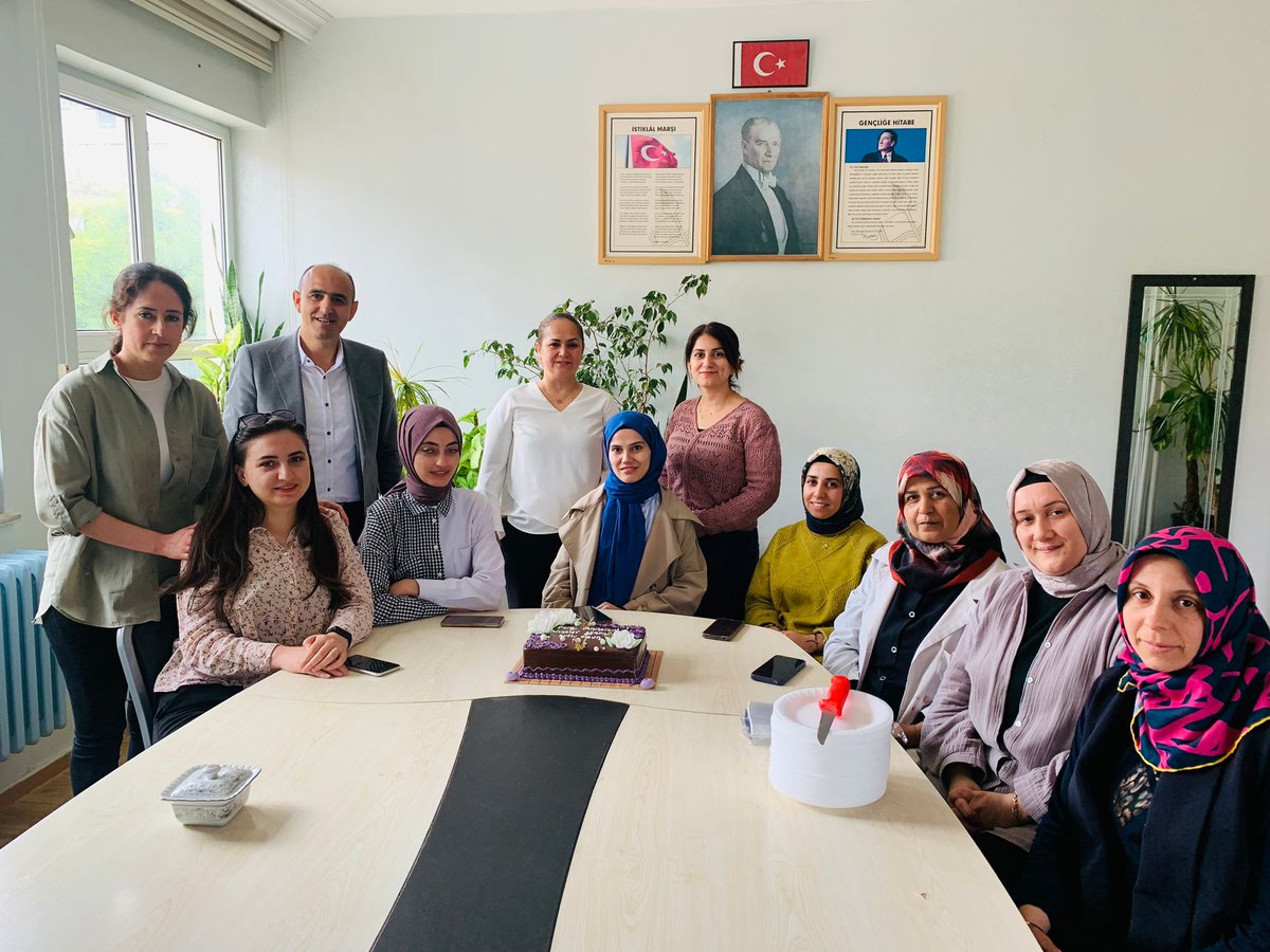 Okulumuz anne ve anne adaylarının anneler günü kutlu olsun ♥️