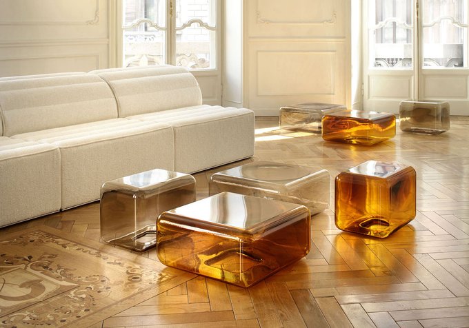 RT @designmilk Designed by Sabine Marcelis, these blown glass tables in smokey gray and amber captivate your eyes with their reflective qualities. ow.ly/Tcsn50RxuqY