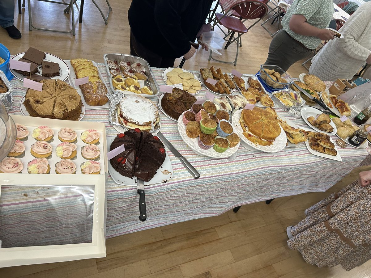 A wonderful morning at Ilchester coffee morning in aid of the Ward. A huge thank you to all that helped, baked and supported us 🥰