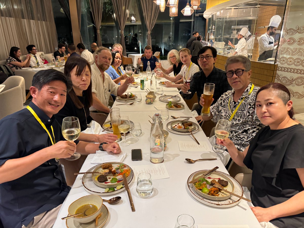 Alex Q. Chen (@alexqchen) on Twitter photo Enjoyed the conversations over a delightful Northern Indian meal for the #W4A2024 conference dinner. #Singapore #web4all <a href="/makoto_ueki/">MakotoUEKI 🇯🇵</a> <a href="/mak_en/">Makoto Ueki (He/Him) 🇯🇵</a> <a href="/hirotakagi/">Hironobu Takagi / 高木 啓伸</a> Enjoyed the conversations over a delightful Northern Indian meal for the #W4A2024 conference dinner. #Singapore #web4all <a href="/makoto_ueki/">MakotoUEKI 🇯🇵</a> <a href="/mak_en/">Makoto Ueki (He/Him) 🇯🇵</a> <a href="/hirotakagi/">Hironobu Takagi / 高木 啓伸</a>