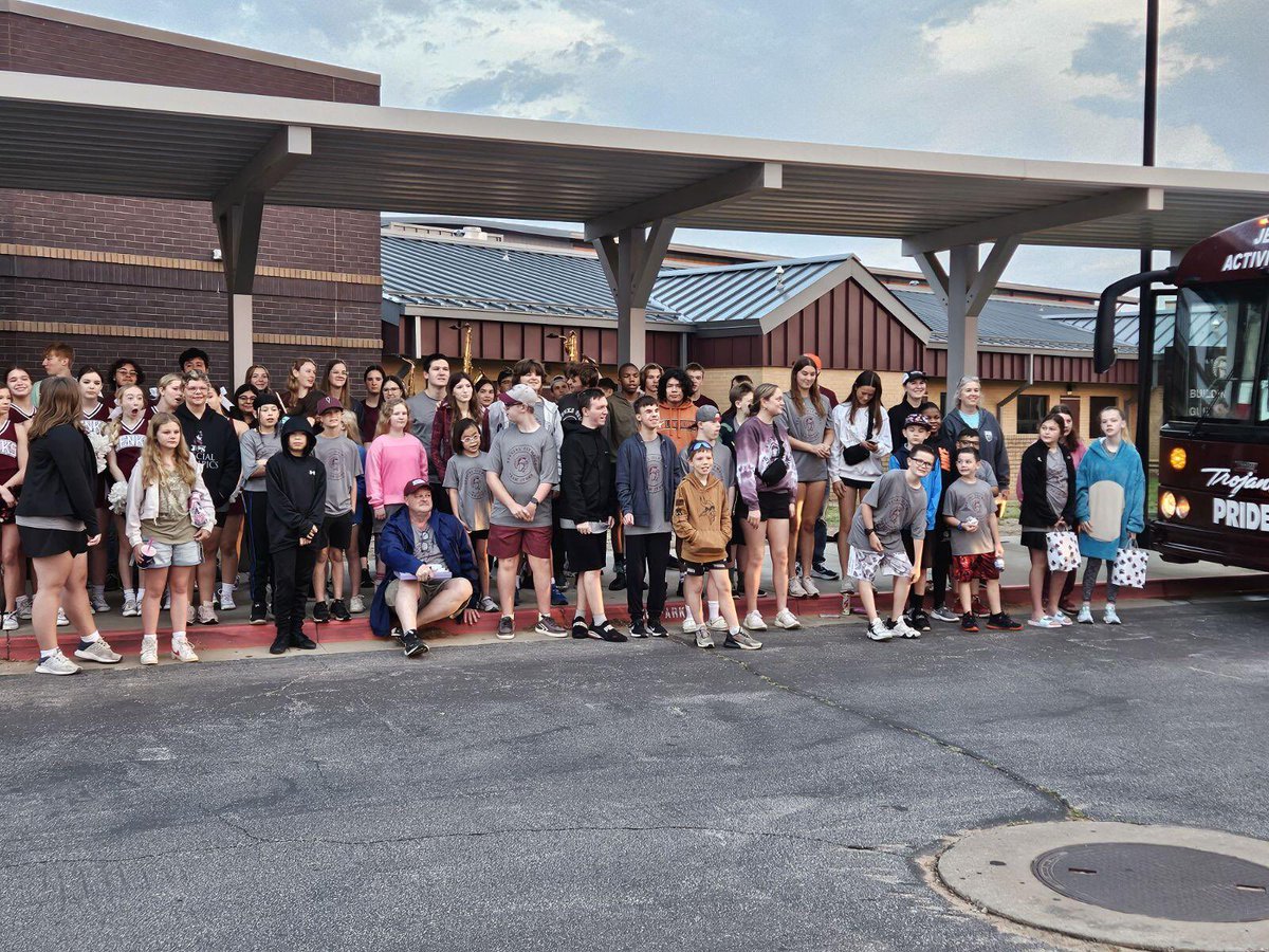 Good luck to the @JenksUnify Special Olympians as they compete in the Oklahoma State Games this week! Go Trojans!!!!!!!! 🙌 @sooklahoma @jenkstrojans