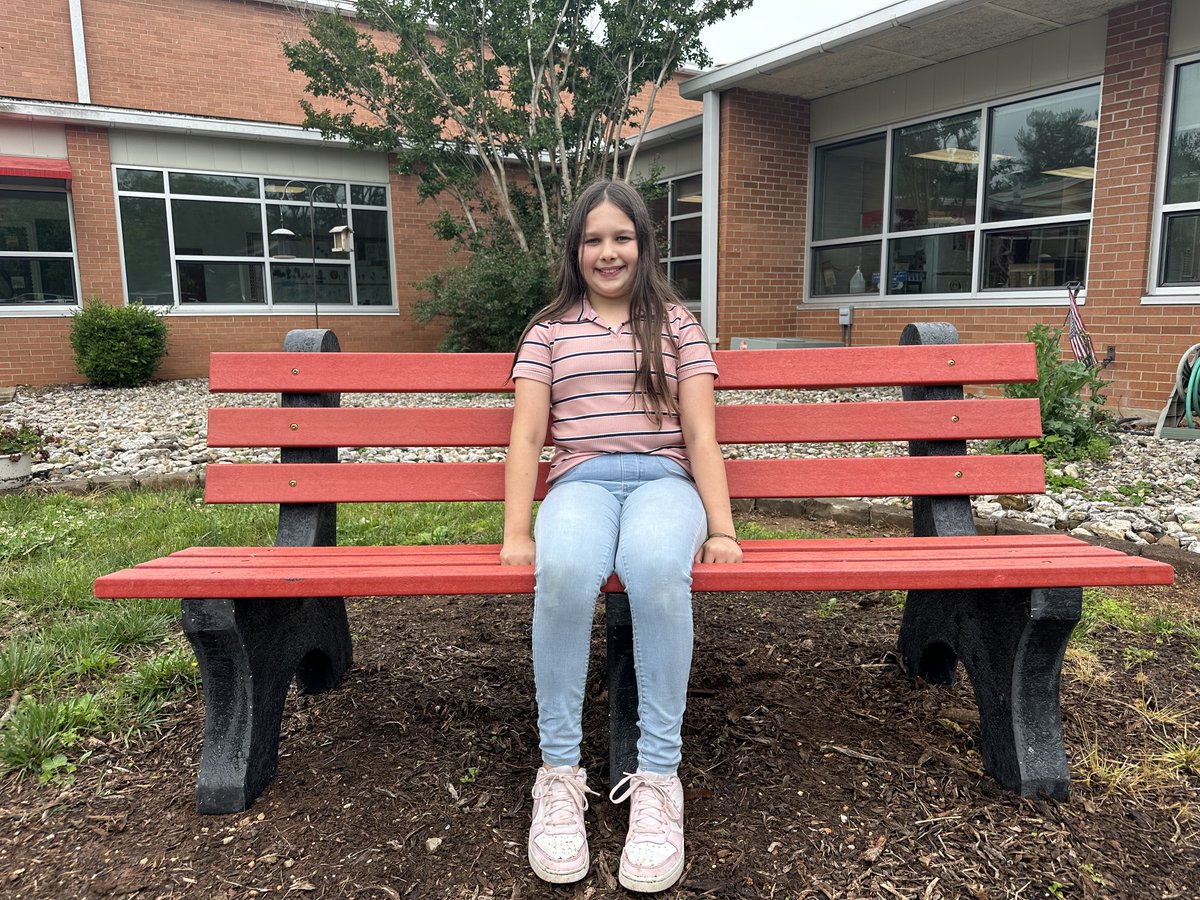 Admirals are leaders! @McNeillAdmirals 5th grader Eleni Samios led a bottle cap collection, turning 600 lbs of caps into 3 benches and a garden bed. Thanks to Eleni and her peers, the school and local parks benefit! Next up: a new garden with donations from Compost BG. Congrats,