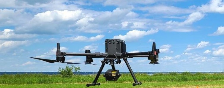 #RedDeer keep your eye on the sky! From May 15 to May 26 the RCMP will be running a trial to test Remotely Piloted Aircraft Systems (or drones). For more information about the trials visit: bit.ly/3yopNMf