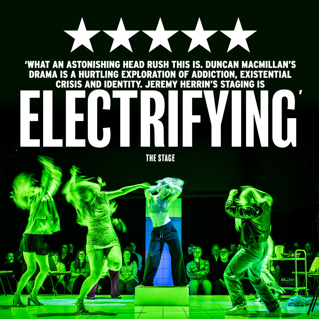 🌟 People, Places & Things opens to rave reviews in London's West End 🌟 Don't miss this intoxicating hit play – now playing a strictly limited season at Trafalgar Theatre. 🎟️ Prices from £42 >> bit.ly/3JRltrS