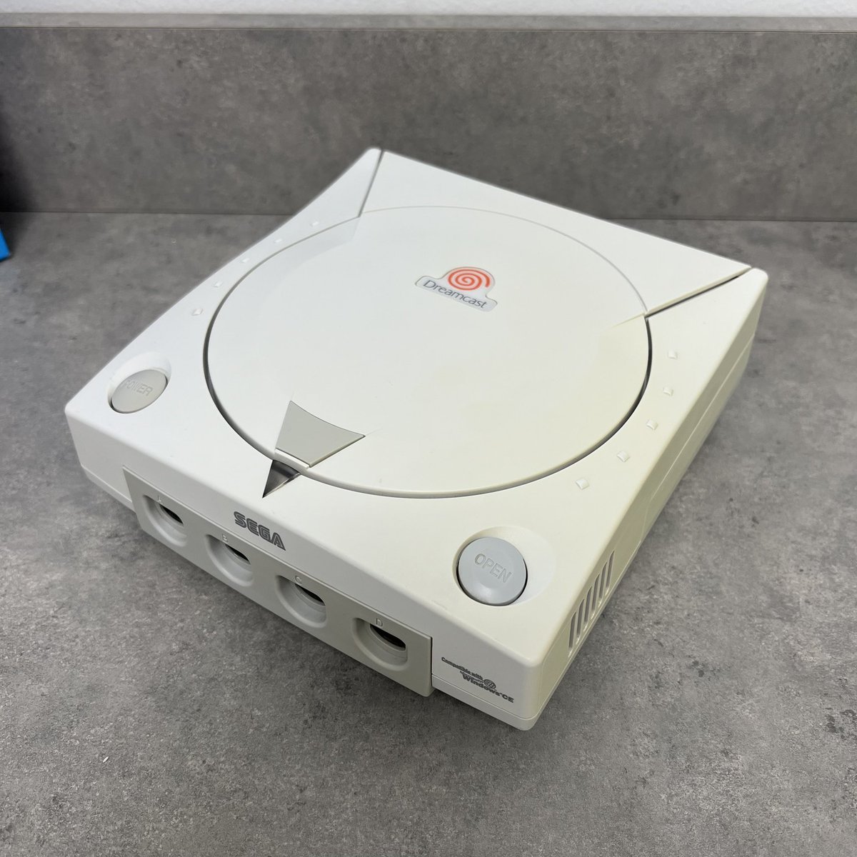 DeltaDriveGames's tweet image. All clean 🧼🧽
#retrogaming #dreamcast #sega #gaming