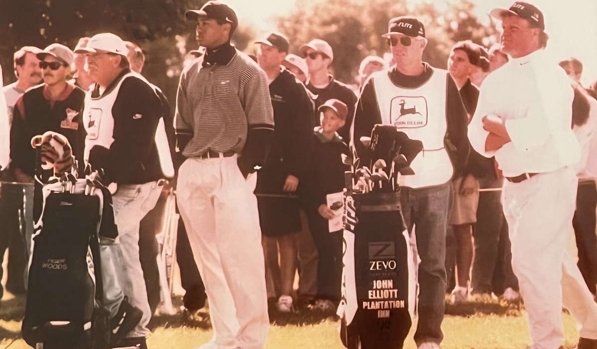 He often appeared in 'Forrest Gump' moments, like here in 1996, a playing competitor in Tiger Woods' first pro round. But John 'Jumbo' Elliott has a lot more stories, should you have the time. Today in 'Power Fades.' powerfades.com @PGATOUR @NEPGA