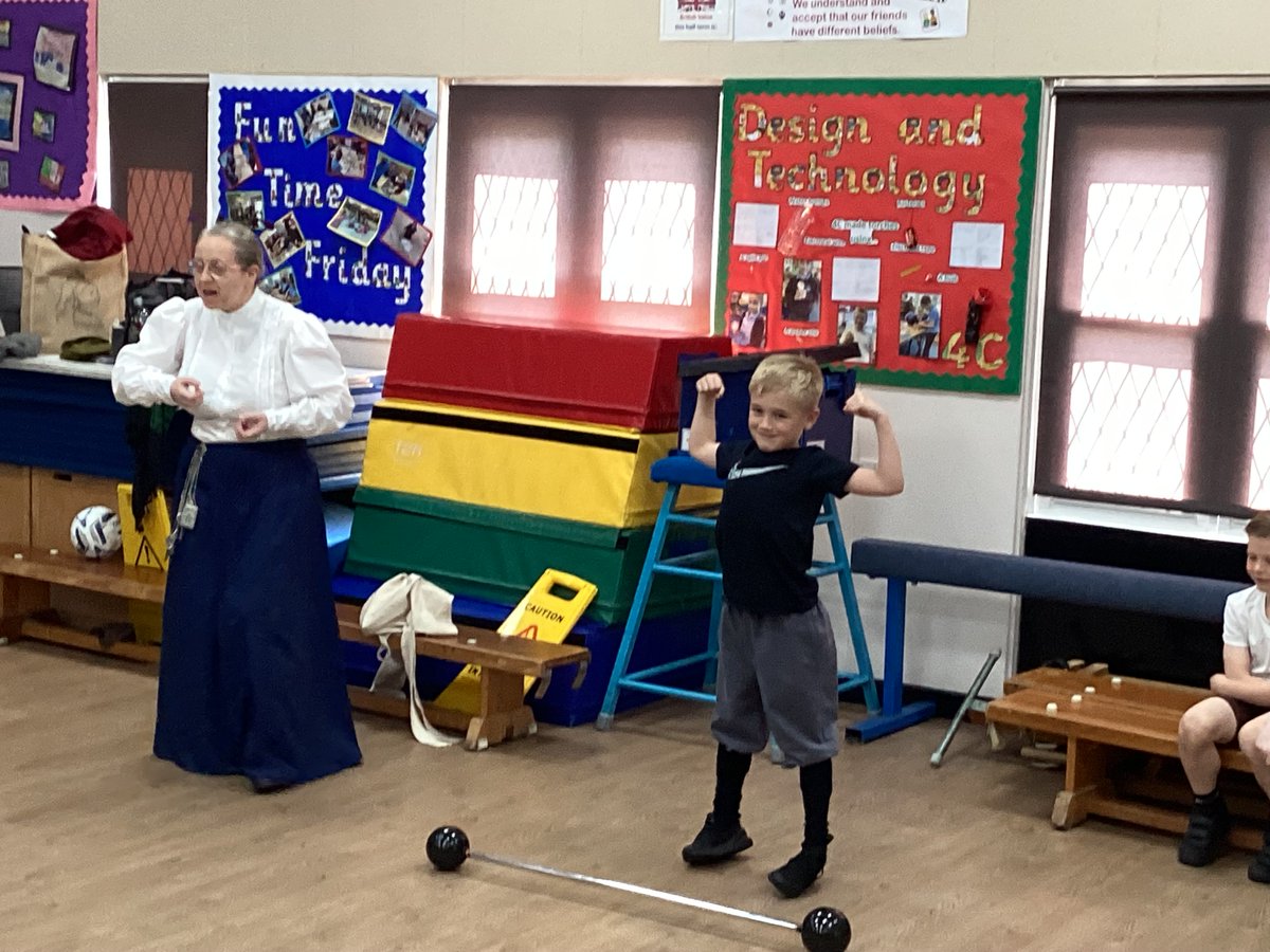 Year 2 Victorian day continued with a music hall show in the afternoon in which the children practiced a skill and then performed. We had actors acting in a melodrama, tumblers, comedians and strongmen...