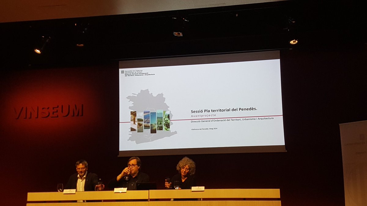 PontGasso's tweet photo. Al @vinseum a la sessió explicativa de l'Avantprojecte del Pla Territorial Parcial del Penedès @territoricat @UEAnoia @EICCatCentral https://t.co/dihw7fDay8