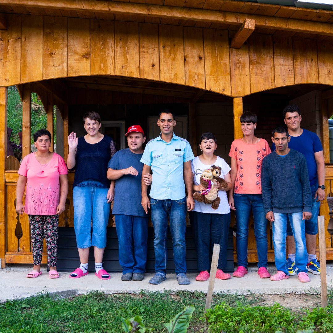 FaraCharity's tweet photo. Happy 'International Day of Families' from everyone at FARA 

#FARA #FamilyFirst #HopeForAll #InternationalDayofFamilies #FARAcharity #WeAreFARAfamily #FundatiaFara https://t.co/3NlNsuqfX7