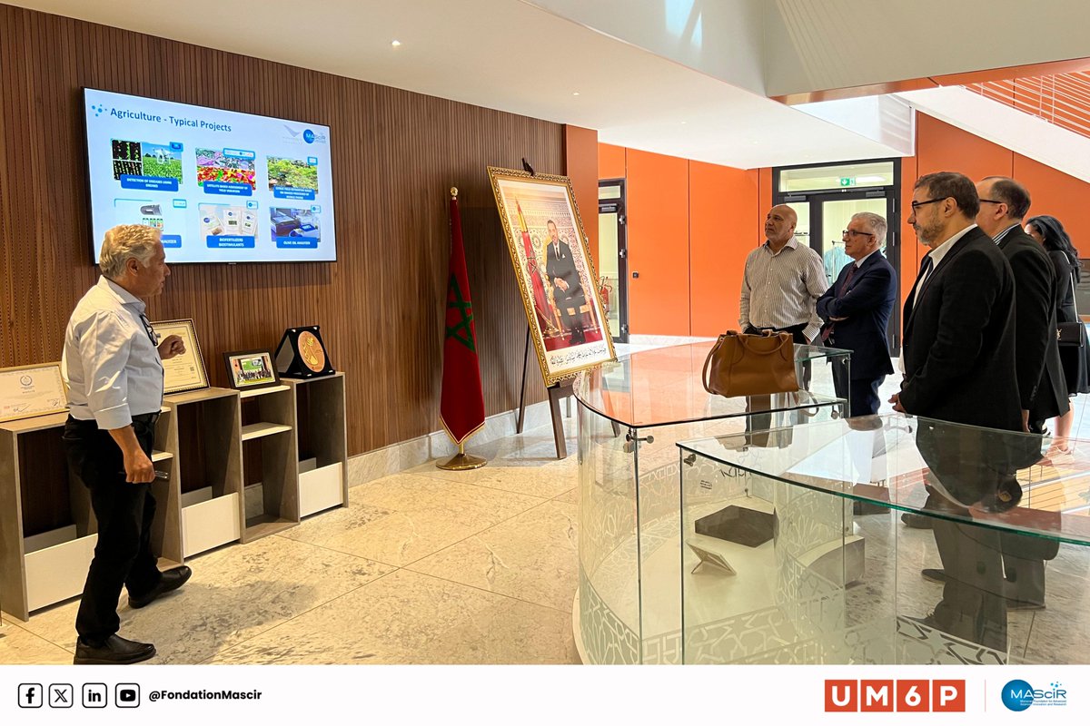FondationMascir's tweet photo. Retour en images sur la visite de l'@umanitoba Ă #MAScIR le 10 mai.
Cette visite Ă©tait lâoccasion de partager nos avancĂ©es technologiques dans plusieurs domaines et faire dĂ©couvrir aux invitĂ©s notre plateforme technologique.
#Collaboration @UM6P_officiel https://t.co/FZLgGGGtET