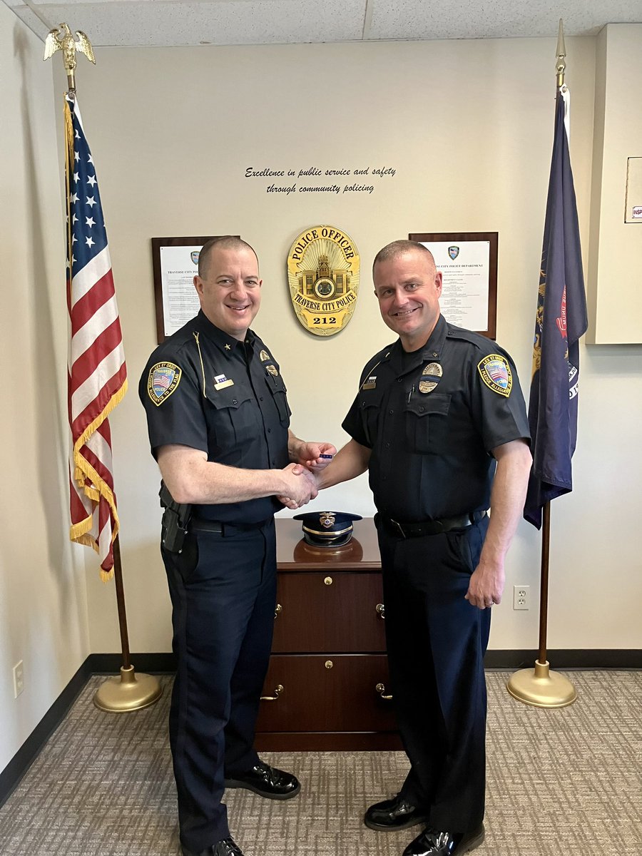 TraverseCityPD's tweet photo. We would like to take a moment to acknowledge Lieutenant Ryan Taylor on his 20 years of service with the Traverse City Police Department! We are fortunate to have Lieutenant Taylor be a part of our organization, and thank him for his dedication and commitment to Traverse City. https://t.co/30GQsdqmyG