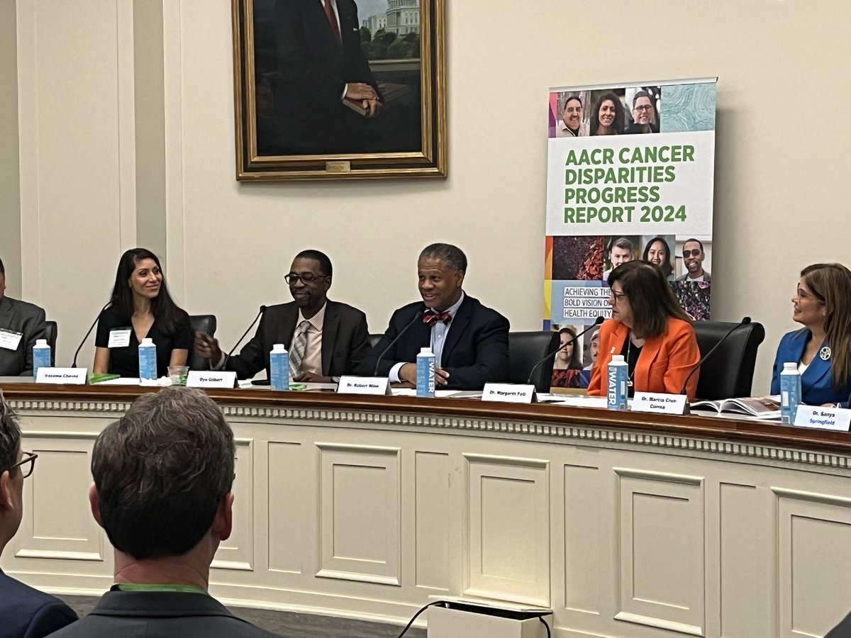 .@DrRobWinn summarizing the impact of the @AACR cancer disparities report (which he skillfully helmed), the first of which was instrumental in identifying the gap in outcomes for different races/ethnicities/genders/LGBTQA+/geographic communities (1/2)