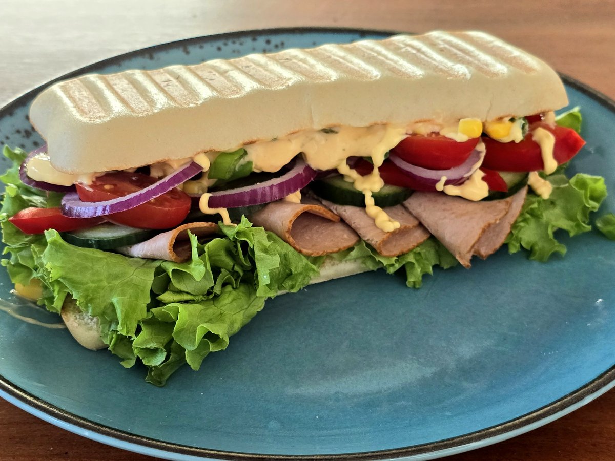 POV: Wenn sich Veganer*innen zum Abendessen nur ne Scheibe Brot schmieren. 🥹 #GoVegan