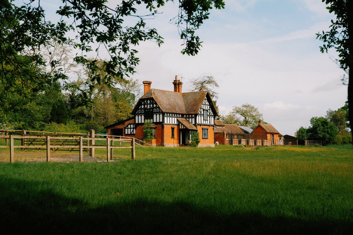 Shropshire Farms 🍃 //