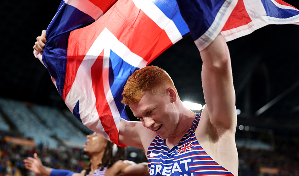 A staggering run 🔥 Charlie Dobson runs an incredible 44.46 to win the men's 400m at Meeting Città di Savona 🤯 The 24-year-old drops his 400m personal best from 45.11 in the process and goes sixth on the UK all-time list 🇬🇧 #ContinentalTour 🇮🇹