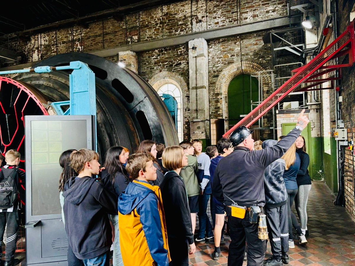 CoronYgg's tweet photo. 🏴󠁧󠁢󠁷󠁬󠁳󠁿 Day 2 of Year 7 @Ysgol_Glantaf’s visits to @RhonddaHeritage, which forms part of their @CoronYgg and @Gymraegy curriculum. Teachers have been impressed by 7F, 7Y and 7A’s behaviour and engagement today. We hope the day was a valuable learning experience 🏴󠁧󠁢󠁷󠁬󠁳󠁿 #educationaltrip https://t.co/Z2WqmFjLcU