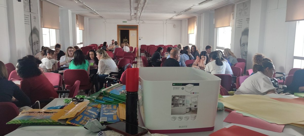 <a href="/cepgranada/">CEP de Granada</a> Última sesión de las dos REDES PROFESIONALES DE EDUCACIÓN INFANTIL ....(0-3) (0-6).Toda la etapa unida trabajando el Tránsito entre ciclos.
MIL GRACIAS compis <a href="/carrasiinfan/">Ana Carrasco Sierra</a>