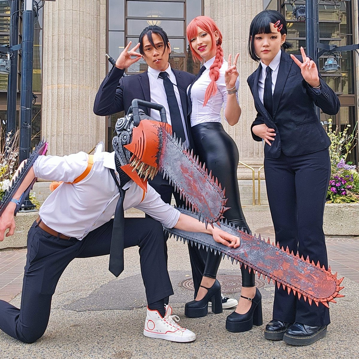 Chainsawman cosplay with friends 🥰 https://t.co/VTwDJwci3o