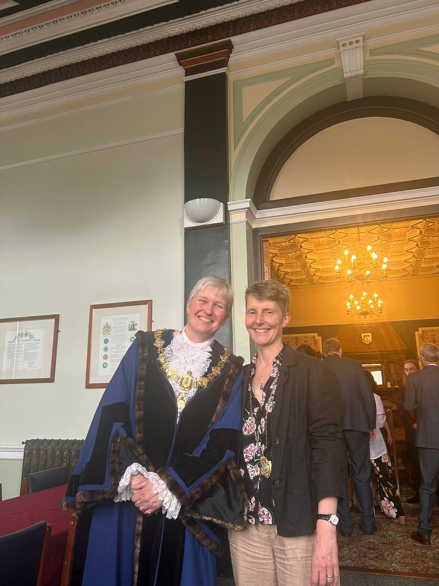 A very memorable day for myself and @rachedu as I was elected as Deputy Mayor of @Calderdale. A privilege to have the opportunity to serve the Borough 💚